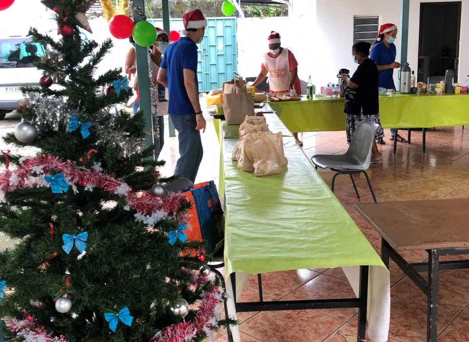 Café de rue festif